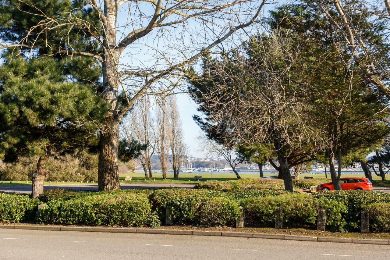 Fantasea Villa Poole Dış mekan fotoğraf