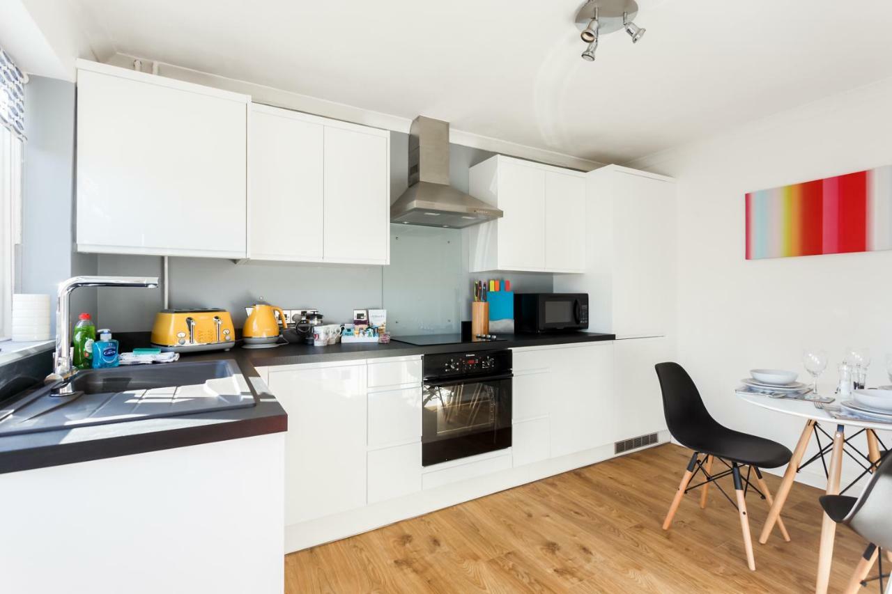 Fantasea Villa Poole Dış mekan fotoğraf