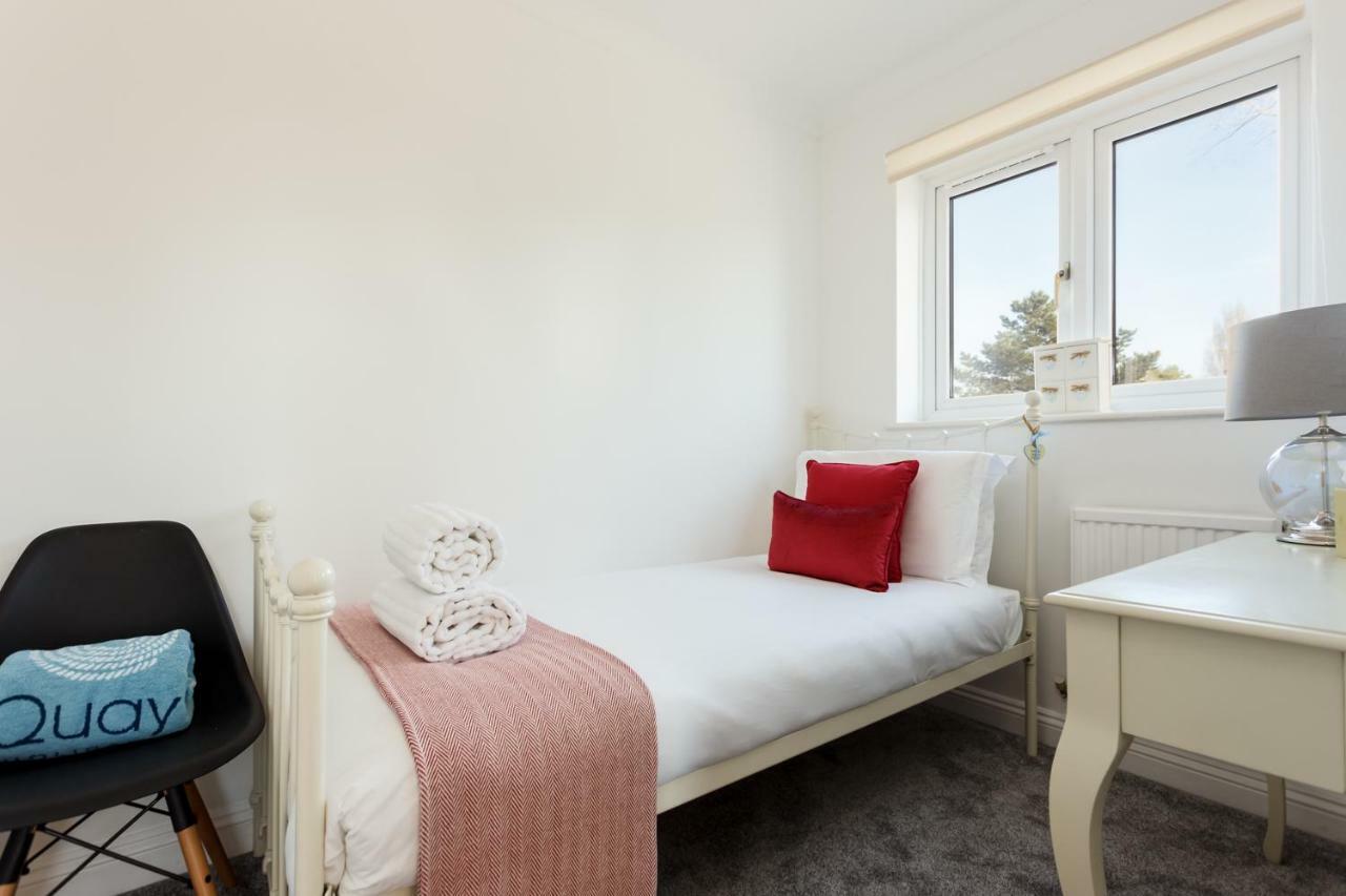 Fantasea Villa Poole Dış mekan fotoğraf